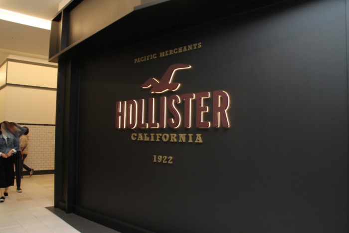 アバクロの姉妹ブランド、「HOLLISTER」(ホリスター)もエキスポシティで大阪初出店へ！