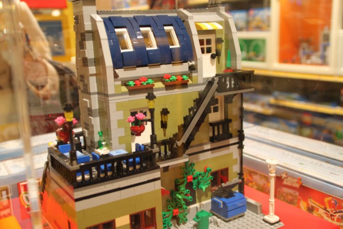 エキスポシティにあるレゴ®ストアで人気商品を聞いてきました！ | ずっと茨木
